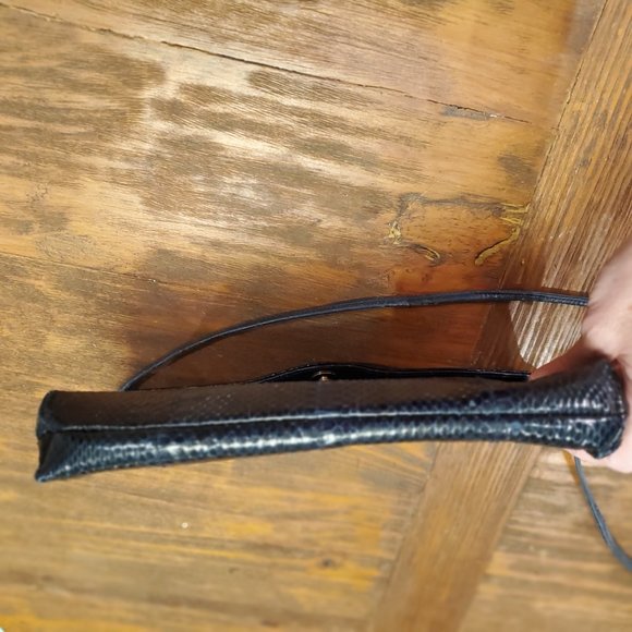 Navy Blue Snakeskin Crossbody/Clutch - Picture 6 of 10